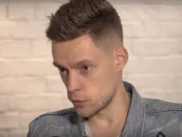 Имена детей дудь увековечил на своих руках, сделав соответствующие татуировки. V Moskve Vo Vremya Popytki Pohisheniya Rebenka Izbili Mamu I Brata Dudya Smi Gordon