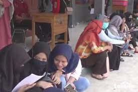 Para siswa yang belajar dari rumah diberikan pertanyaan yakni, 'jelaskan sejarah berdirinya kerajaan. Ini Sejarah Berdirinya Kerajaan Tarumanegara Jawaban Belajar Di Rumah Tvri Telisik Id