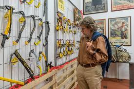 Descubre lo que nena holguin (nenaholguin) encontró en pinterest, la colección de ideas más grande del mundo. Reinhold Messner Interview Magic Mountain Collective