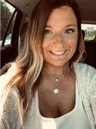 Melanie Overman's Instagram, Twitter & Facebook