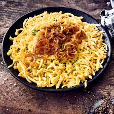 Allgauer Kasespatzle Rezept Edeka Rezept In 2020 Kasespatzle Rezept Rezepte Spatzle