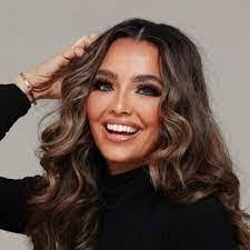 Madelyn Yoder's Instagram, Twitter & Facebook