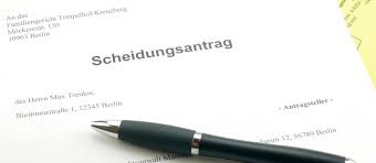 Einen scheidungsantrag kann jeder rechtsanwalt stellen, doch sind dabei auch die weiteren rechtsfolgen zu bedenken. Scheidungsantrag Alle Infos Scheidungsantrag Stellen