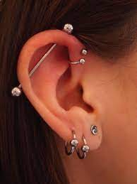 Industrial Forward Helix Und Drei Standard Lappen Piercings Earings Piercings Ear Jewelry Pretty Ear Piercings