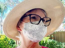 If you'd rather have a pleated fabric face mask, here's a great design with a filter pocket. 3d Washable Face Mask Tutorial Simple Sojourns