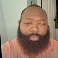 Glenn Gilbert's Instagram, Twitter & Facebook