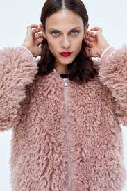 Pin Em Street Style