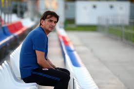 11,150 likes · 5 talking about this. Kroatiens Trainer Zlatko Dalic Alles Im Leben Verdanke Ich Gott