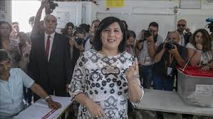 Jul 01, 2021 · شهدت الجلسة العامة بمجلس نواب الشعب اليوم الاربعاء 30 جوان 2021، حالة من الفوضى اثر اعتداء النائب الصحبي سمارة على رئيسة كتلة الدستوري الحر عبير موسي. Ø¹Ø¨ÙŠØ± Ù…ÙˆØ³ÙŠ ØªØ±Ø­Ø¨ Ø¨Ù‚Ø±Ø§Ø±Ø§Øª Ø³Ø¹ÙŠ Ø¯ ÙˆØªØ¯Ø¹Ùˆ Ø¥Ù„Ù‰ Ø¥ØµÙ„Ø§Ø­ Ø¬Ø°Ø±ÙŠ