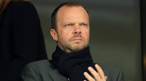 The Warm-Up: Plane talking, rug hawking and Theo Walcott squawking