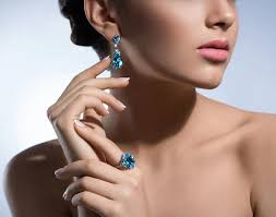 Sustainable Engagement Rings & Premium Jewelry