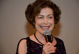 Elsa Chiu's Instagram, Twitter & Facebook