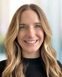 Elizabeth Sieber's Instagram, Twitter & Facebook