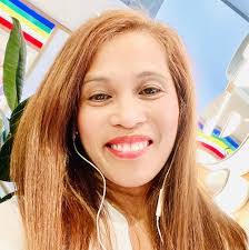 Carmen Oliphant's Instagram, Twitter & Facebook