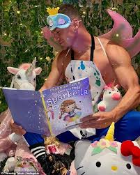 Apr 09, 2021 · 'the real magic mike' competition series from channing tatum and steven soderbergh set at hbo max by kate aurthur. Channing Tatum Wears A Tutu And Pink And Jumps Into The 7 Year Old Daughter S World London News Time