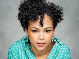 Keri Tyson's Instagram, Twitter & Facebook