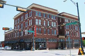 Rogers Hotel Waxahachie Tx Open Photo 6 With Images Waxahachie Texas Travel Beautiful Buildings