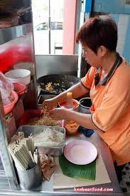 Despite numerous regional varieties, it is usually made with flat rice noodles, shrimps, eggs, cockles. Ken Hunts Food Tiger Char Koay Teow è€è™Žç‚'ç²¿æ¡ Carnavon Street Georgetown Penang