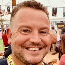 From Passion to Bestseller: An Exclusive Interview with Thriller Author Daniel  Hurst.