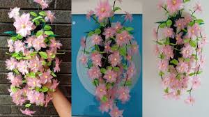 Jika tidak ingin mengotori dinding, bisa juga memakai tempel potongan kemasan plastik di pola yang sudah dibuat. Cara Membuat Bunga Hias Dinding Dari Kantong Plastik Wall Decoration Youtube