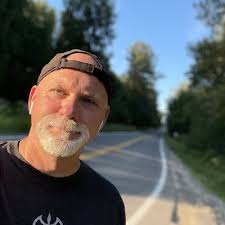 Ryan Riker (@DaRealRyanRiker)