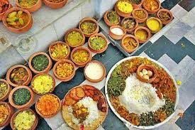 The Jagannath Temple in Puri, Orissa, has one of the biggest kitchens in  India. Around 500 cooks and 300 helping hands prepare 100 different  offerings known as Mahaprasad or Abhada for Lord