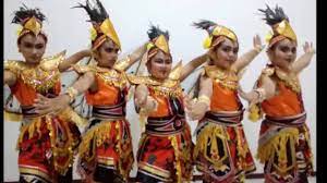 Keunikan tari monggawa antara lain tampak. Tari Garuda Nusantara Youtube