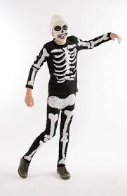 Werwolf kostüm im licht des vollmondes erwachen sie zum leben: Basteln Mit Kindern Kostenlose Bastelvorlage Halloween Kostume Halloween Halloween Verkleidung Halloween Kostume Selbstgemacht Halloween Basteln Mit Kindern