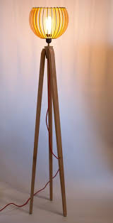 Tripod Stehlampe Dreibein Retro 60 70iger Design Laub Holz Floor Lamp Wood Tripod Floor Lamps Wood Floor Lamp Floor Lamp