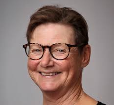 Roberta Dahl's Instagram, Twitter & Facebook