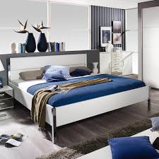 Les angles arrondis de la tête de lit mettent en valeur un style cosy et vous invitent à la détente. Lit 160x200 Cm Avec Tete De Lit En Pu Blanc Maison Et Styles