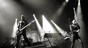 01 one step closer 00:00 02 lost in the echo 02:35 03 somewhere i belong 06:01 04 given up 09:35 05 papercut 12:44 06 waiting for the end 15:. Top 10 Linkin Park Songs Classicrockhistory Com