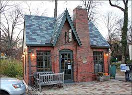 Tiny Brick House Google Search Cottage Bed Cottage Bed And Breakfast