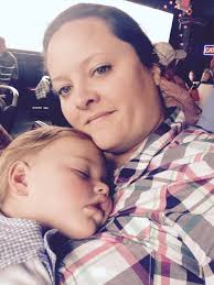 Katie Waite Younique Consultant