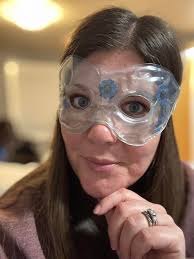 I'm hoping to sell this mask for about 25-30 maybe I am already in the  group but my phone is currently broken I am Gennaa Meowzz Gomez I am