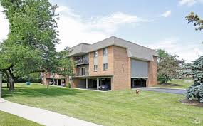 Riverland Woods Apartments Sterling Heights Mi Apartments Com