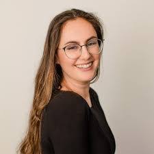 Jennifer Daigle's Instagram, Twitter & Facebook