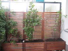 Hamburger Arroganz Ikea Hack Applaro Wandpaneele Mit Sitzbank Als Freistehende Hamburger Arroganz Ikea Hack Appl Ikea Garten Diy Hinterhof Ikea Terrasse