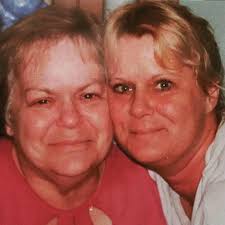 Who is a reliable and reasonably priced roofer in Mount Washington,  Kentucky?