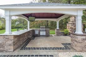 Outdoor kitchens have become an extremely popular outdoor extra for new homes, especially in warmer climates. Amazing Outdoor Kitchen Designs Country Lane Gazebos
