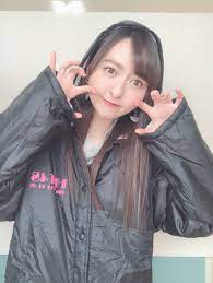 森保まどか on twitter rain jacket windbreaker going crazy