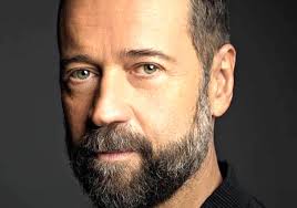 Il volo del mattino ore 9 radio deejay il programma più ascoltato.da me!!!! Presentazione Del Libro Una Gran Voglia Di Vivere Di Fabio Volo A Sanlorenzo Mercato 23 Novembre 2019