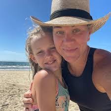 Kara Sears's Instagram, Twitter & Facebook