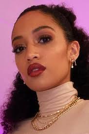 Samantha Logan Wiki, Biography, Age, Gallery, Spouse and more