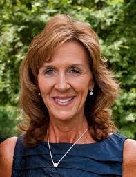 Lisa Dawn's Instagram, Twitter & Facebook