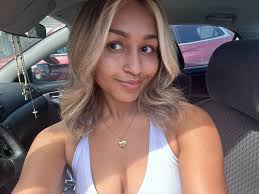 I'm American I'm 25 years ,