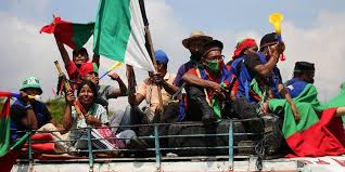 La minga indígena, que ya había protagonizado protestas el año pasado, es una práctica cultural y ancestral, que consiste en el trabajo colectivo en beneficio de las comunidades, parte del derecho propio, dice la onic. Ataque A La Minga Indigena En Cali