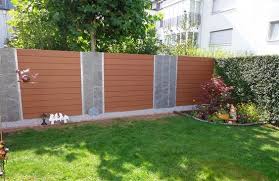 Erfahren Sie Welche Vorteile Unser Wpc Sichtschutz Fur Sie Mitbringt Egal Ob Gartenzaun Grenzzaun Oder Sichtschutz Zur Wahr Zaun Zaun Garten Sichtschutzzaun
