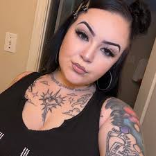 Where to get lashes and nails done in Fort Smith or surrounding areas?