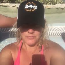 Robin Adcock (@RobinAdcock11)